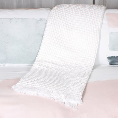 Waffle throw white by Marie Dooley