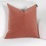 Coussin AURA par Marie Dooley Maison