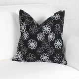 coussin brodé embroidered cushion Marie Dooley Maison